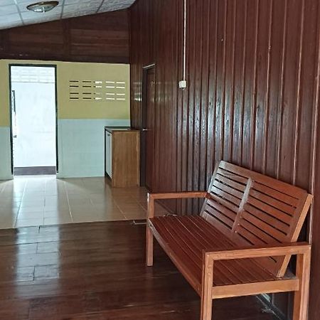 Chanmuang Guesthouse Mae Hong Son Exterior foto