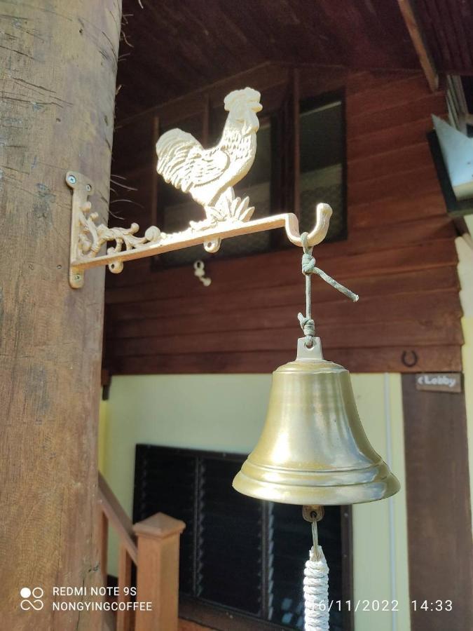 Chanmuang Guesthouse Mae Hong Son Exterior foto